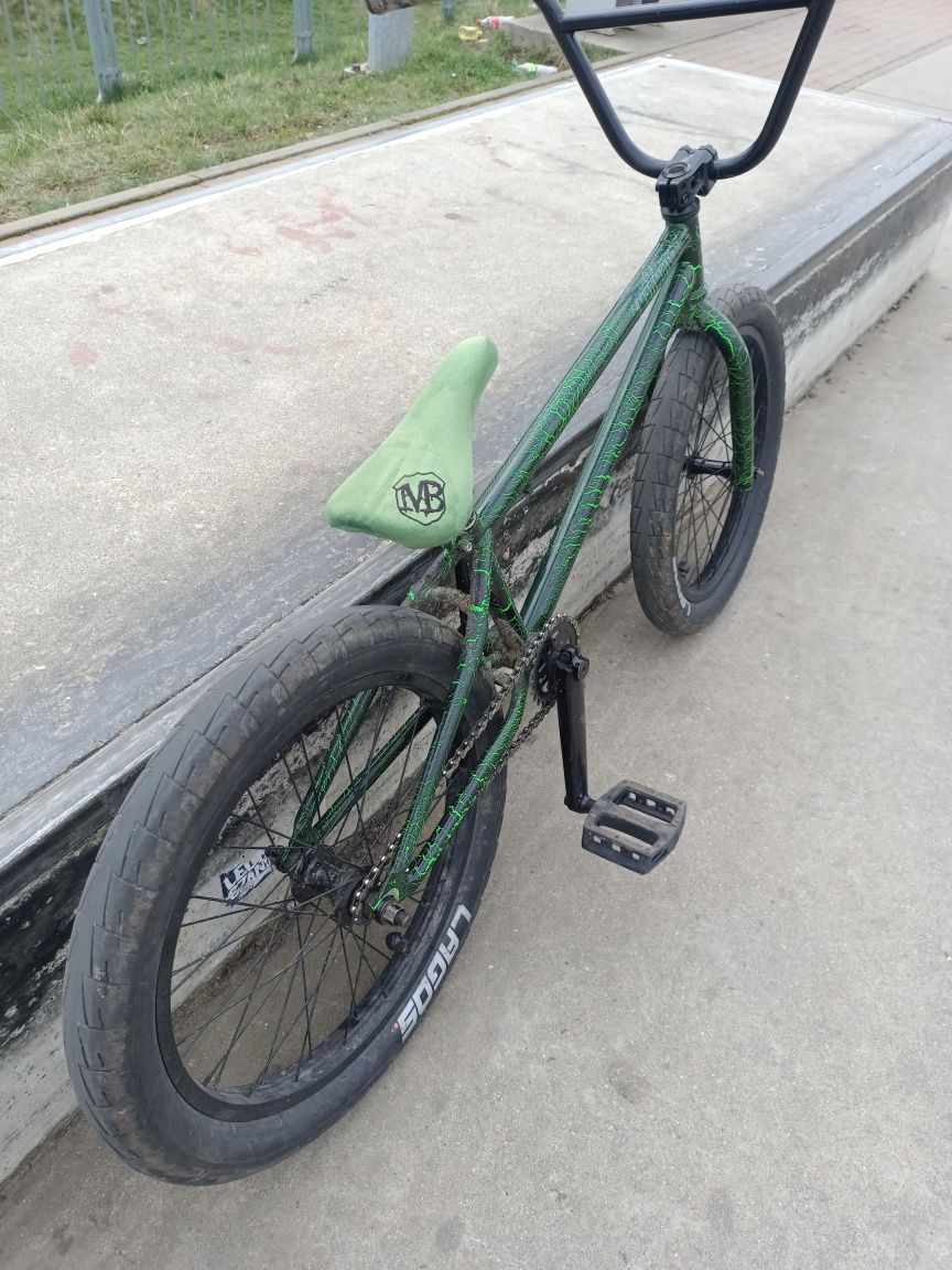 Mafia Bike green splatter