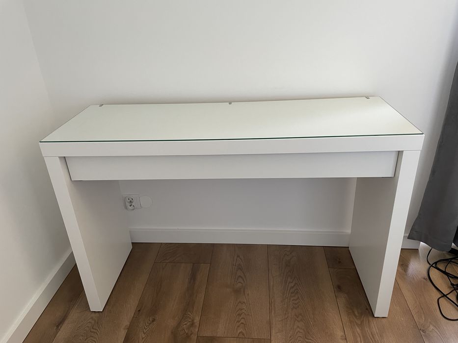 IKEA Malm toaletka biała 120x41 cm szklany blat stan dobry