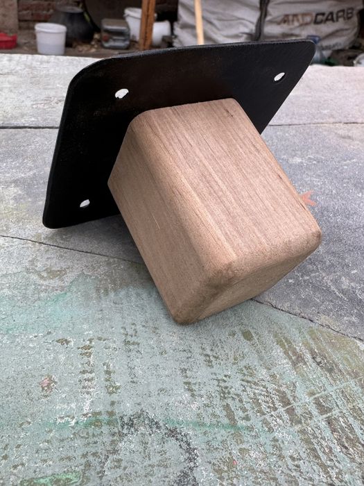 Ніжки для мебелі з натуральної деревини