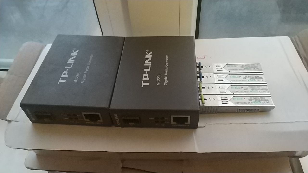 Медиаконвертер под SFP (медяк гигабитный, СФП, TP-Link mc220l)