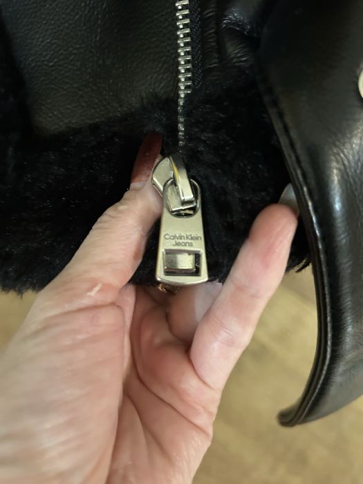 Дублянка косуха авіатор від Calvin Clein