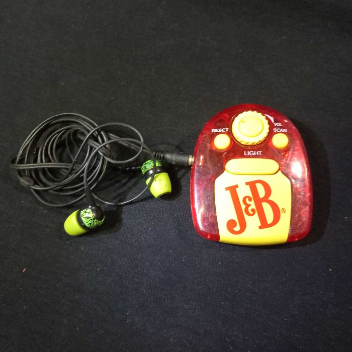 Radio portatil antigo