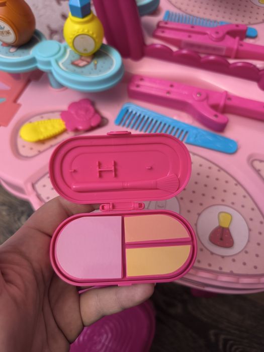 Трюмо / Туалетный столик детский