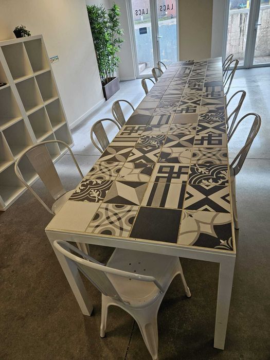 Mesa para 16 pessoas