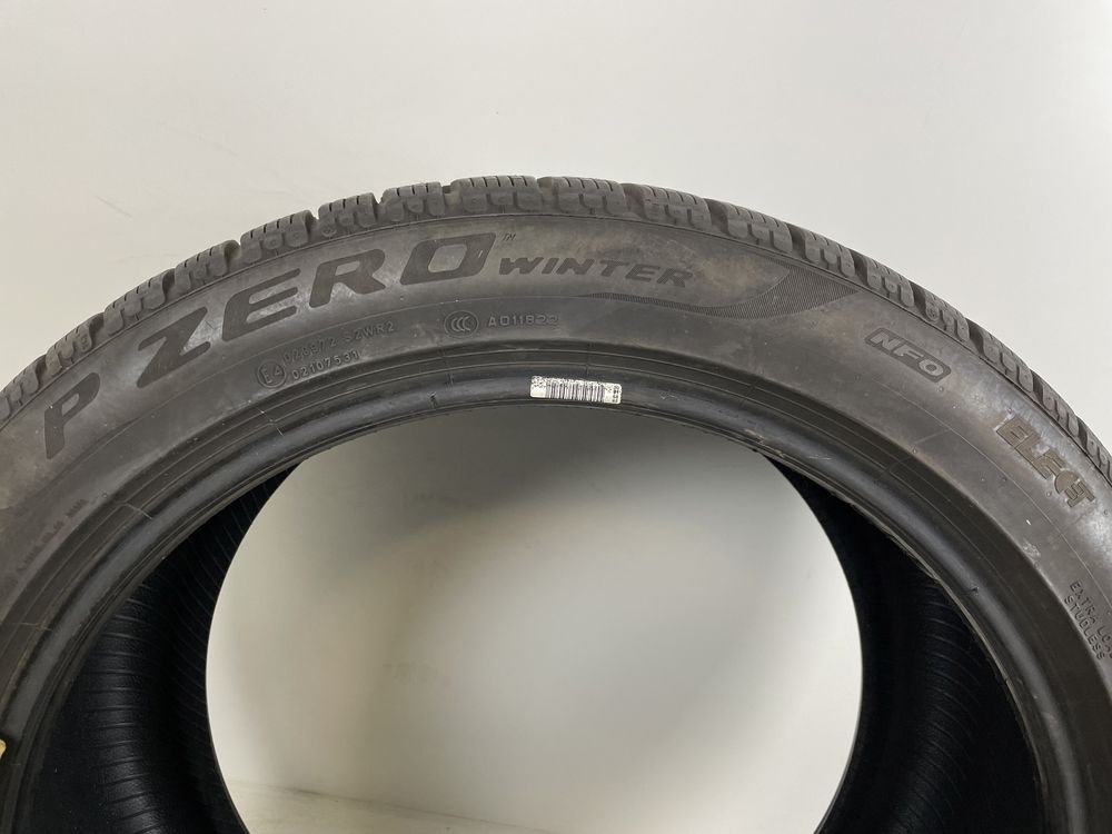 285/40R20 104W Pirelli P Zero Winter NFO