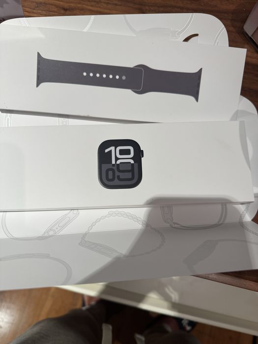 Apple Watch Series 10 GPS 46mm Alumínio Pret