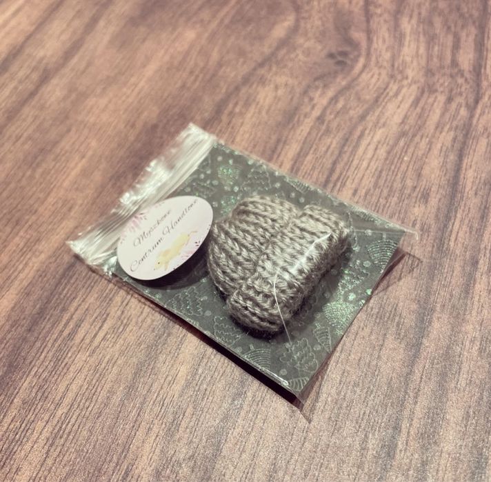 Szara mini czapka dla myszek maileg NOWA