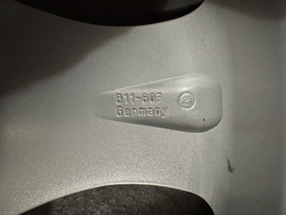 Felgi aluminiowe Volkswagen 8J x 17” 5 x 112 ET 32