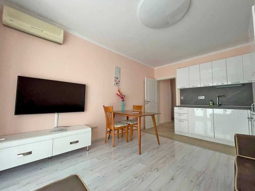 Добротная Квартира 70м² 2 спальни Солнечный берег Болгария.LY