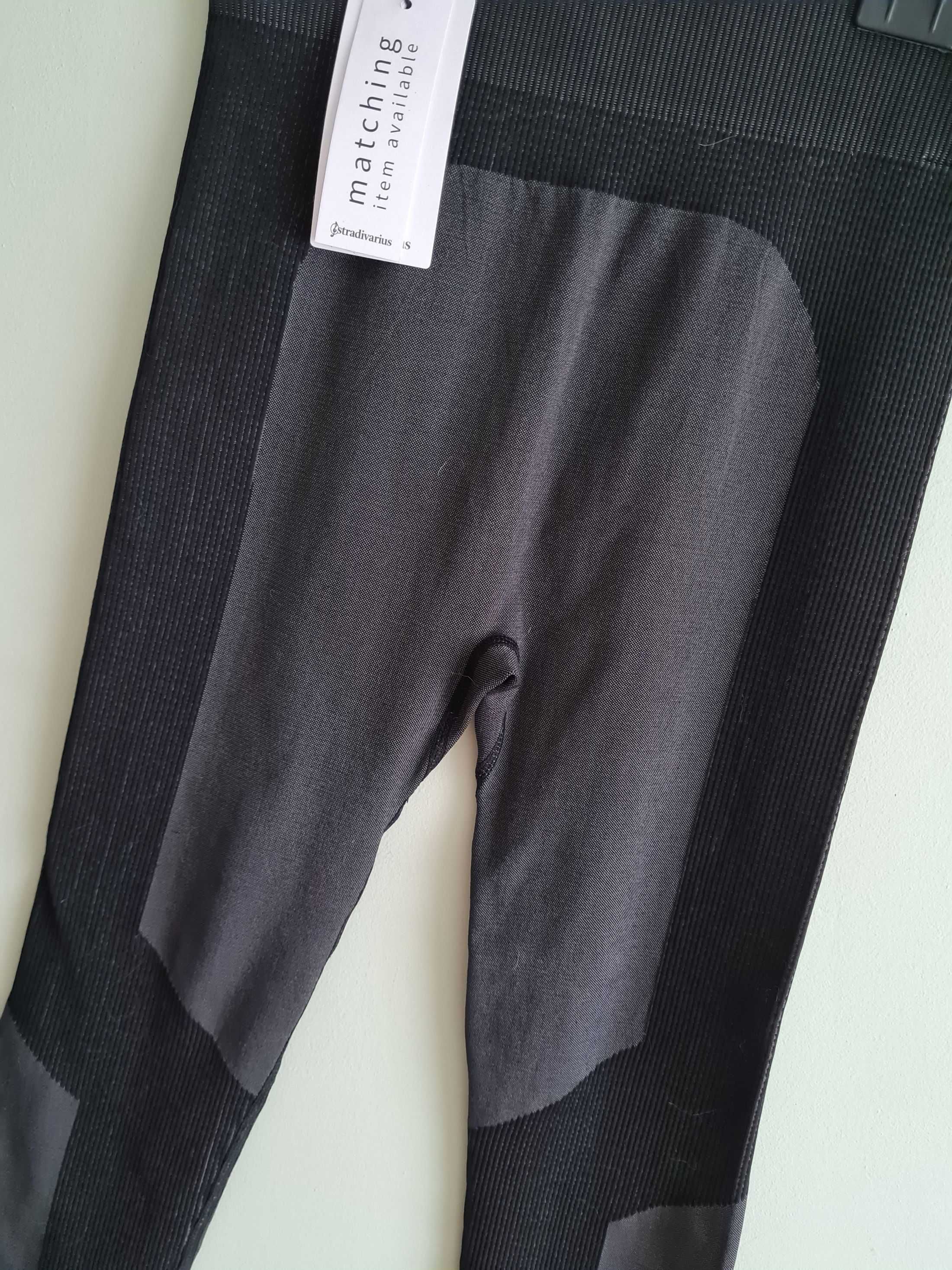 Modelujące legginsy sportowe Stradivarius S