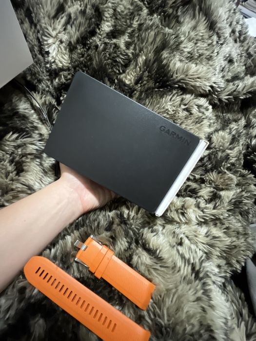 Garmin MARQ premium watch (acessórios gratuitos)