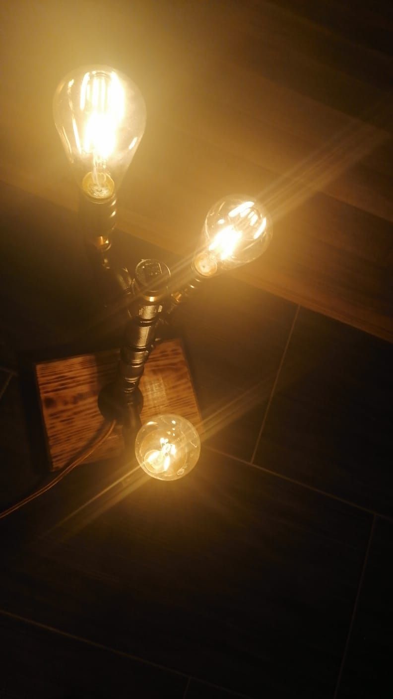 Lampka nocna loft edison