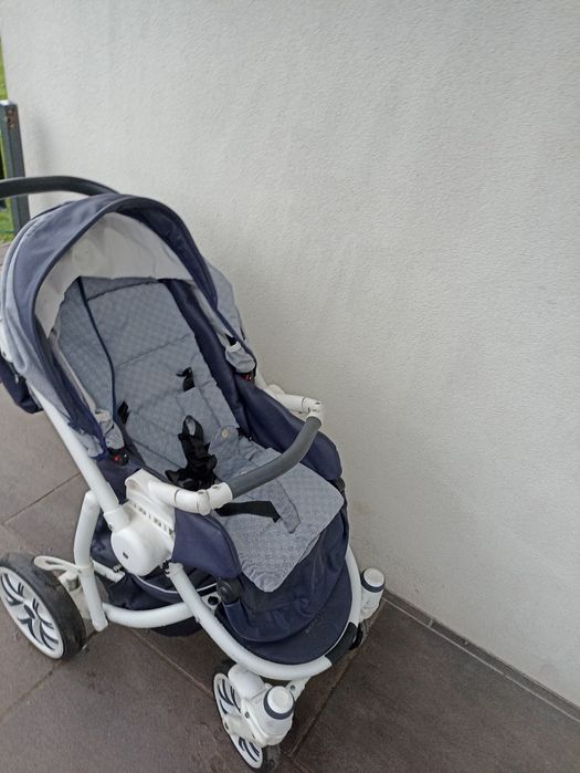 Wózek 3/1 Bebetto Torino z fotelikiem cybex