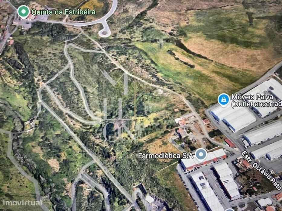 Terreno Misto com Vista Mar e Serra – Penedo de Talaíde, Sintra