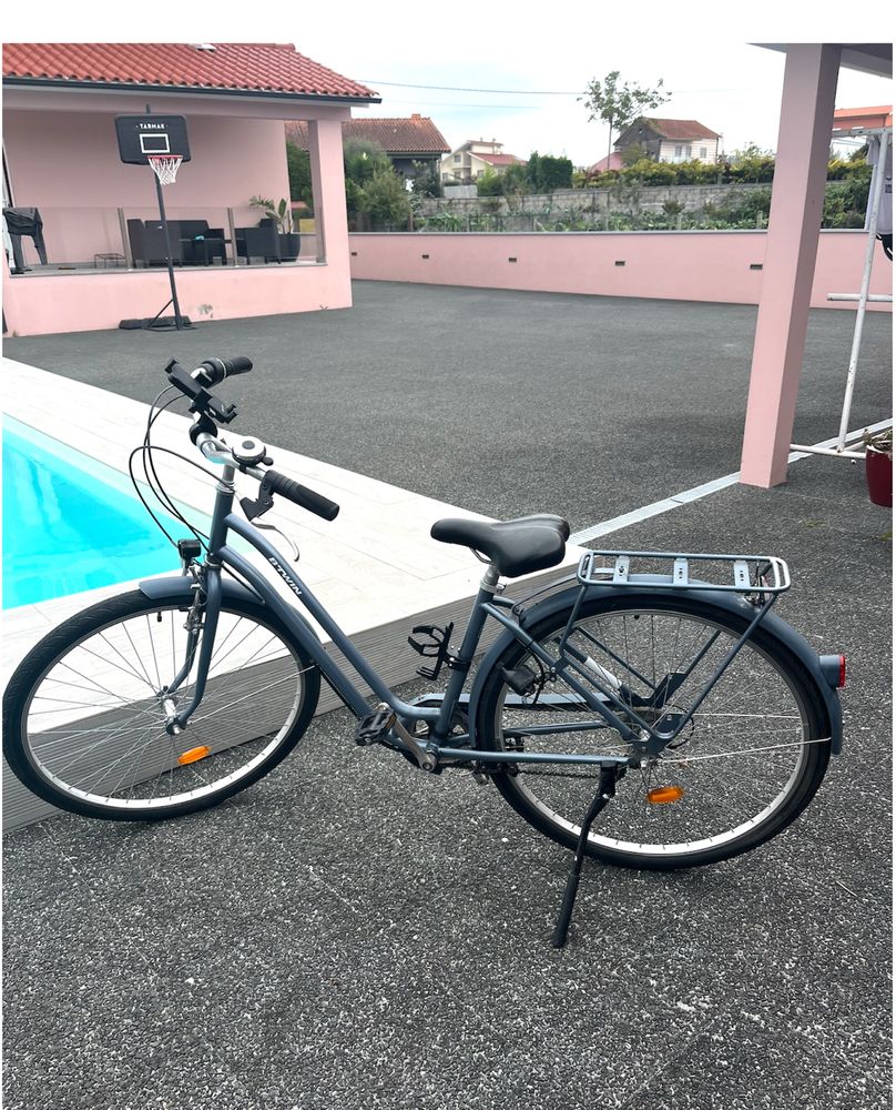 Bicicle De Senhora usada em bom estado