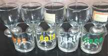 Copos pequenos de shot