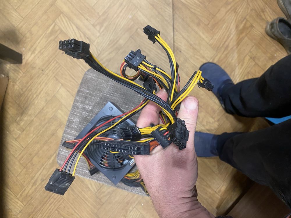 Блок питания Thermaltake 730w