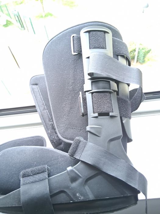 Bota ortopédica 43/44