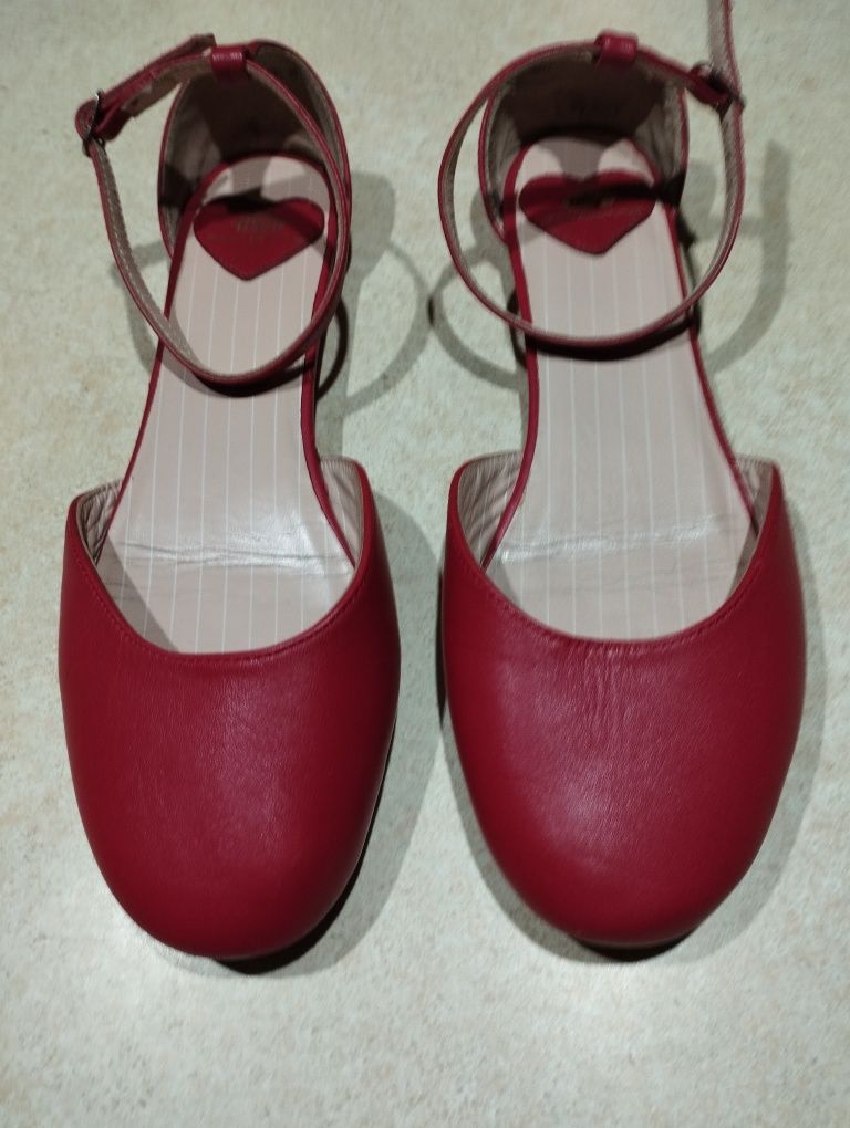 Buty damskie rozmiar 39 dł. wkładki 25