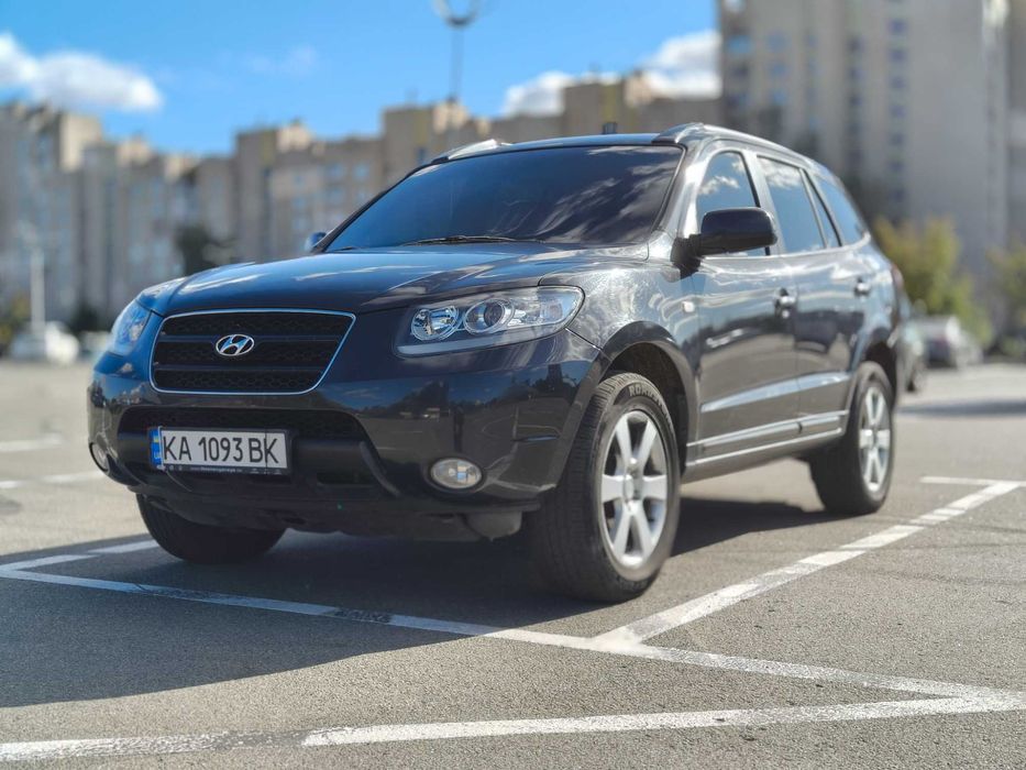 Hyundai  Санта ФЕ.  Вложений не требует.