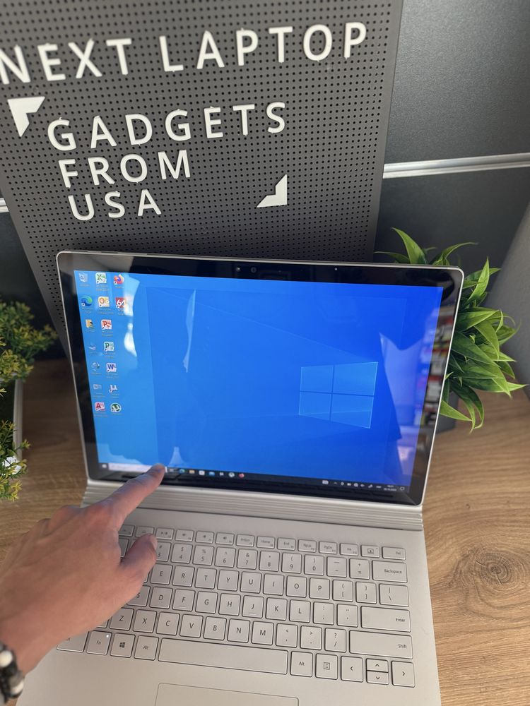 Surface book 14" 3k Сенсорний ! -8/128 GB SSD