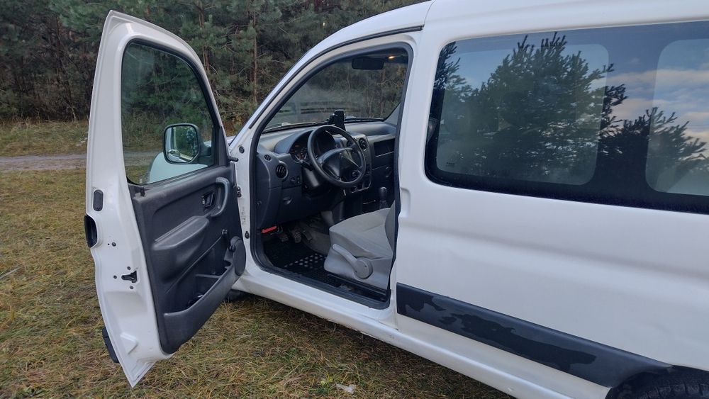 Citroen Berlingo 2004 дизель 2.0 HDI