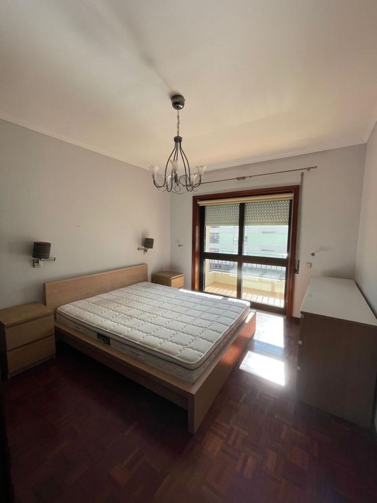 Apartamento t3 pedrouços aluguer