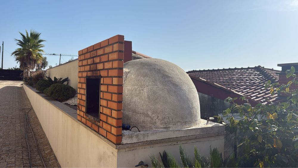 Forno a Lenha usado poucas vezes