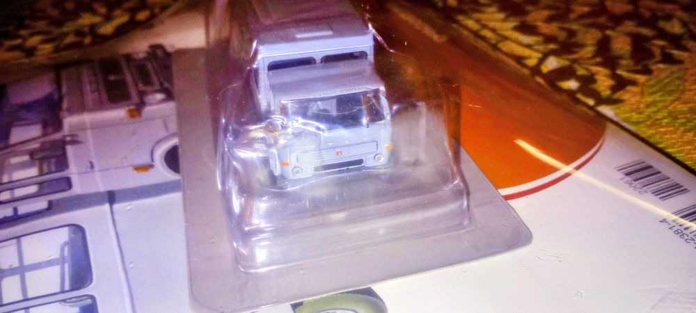 Kultowe Autobusy PRL Star 29 Osinobus skala 1 72