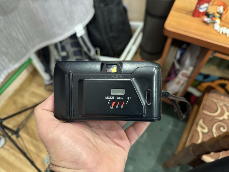 Panasonic C-325 EF винтажная компактная фотокамера