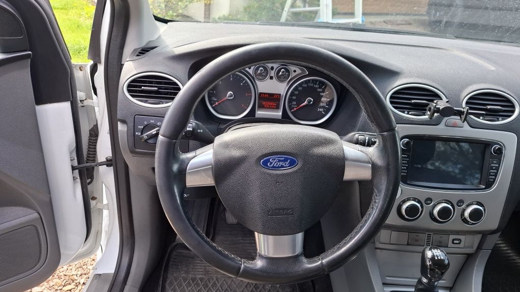 Ford focus mk2 kombi zetec-s rok 2011, bardzo oszczędny, zero rdzy.