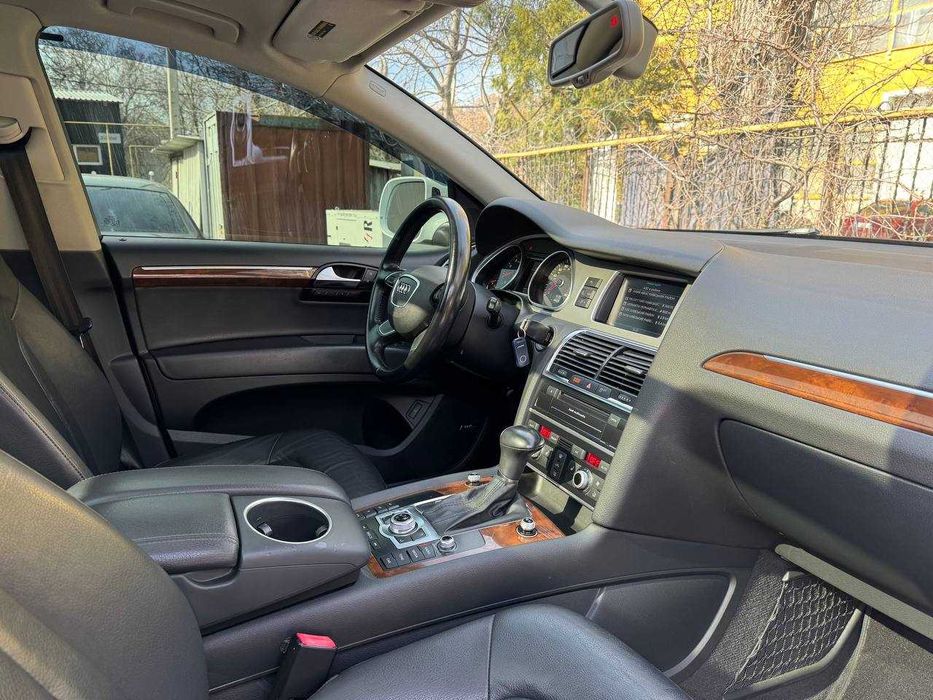 Audi Q7 2013 Typ 4L (FL)