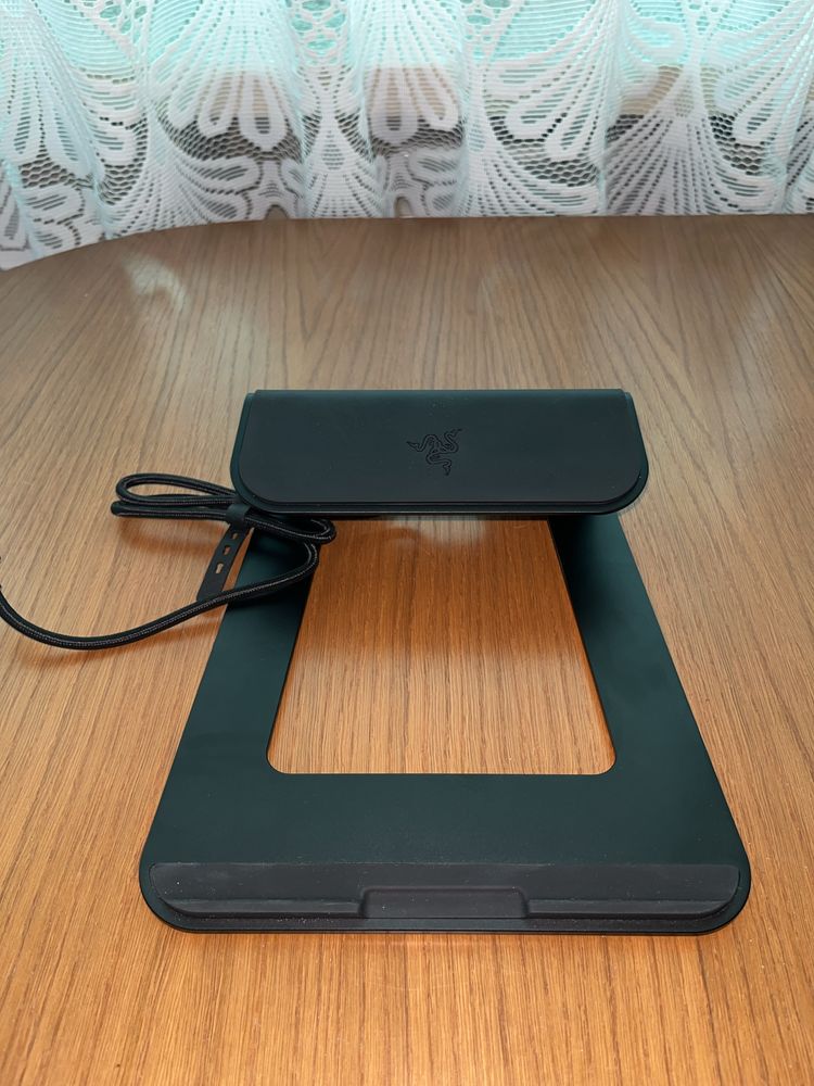 Podstawka pod laptopa RAZER Chroma V2