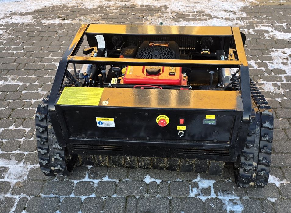 Kosiarka skarpowa samojezdna spychacz 20km