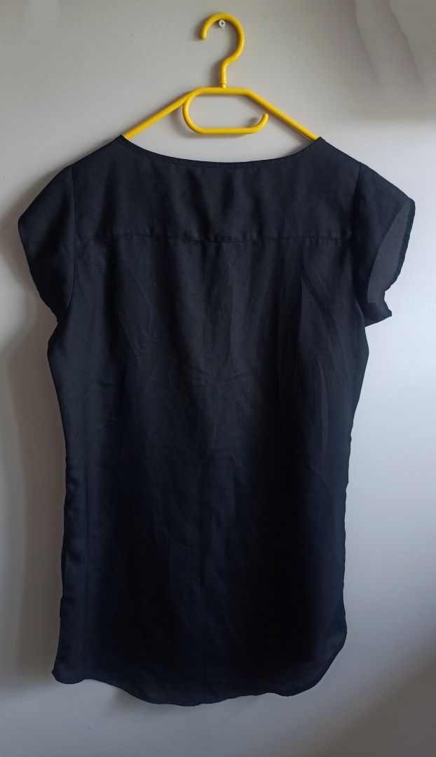 Czarna, zwiewna, lejąca się koszulka, tunika jacqueline de young r. 38