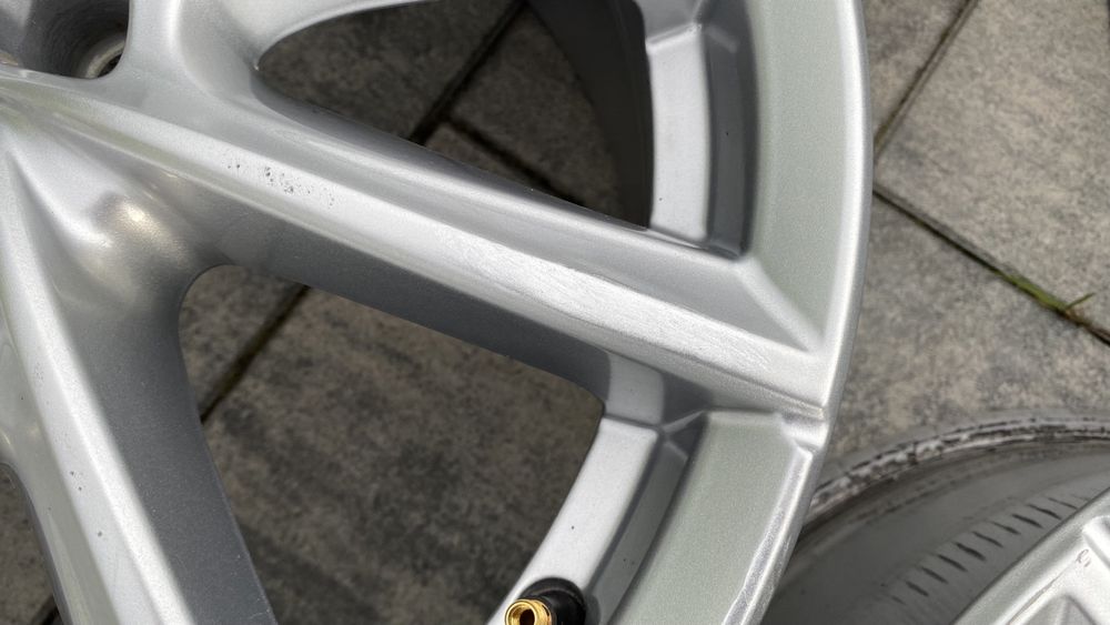 Felgi aluminiowe Borbet do VW 5x112 17 cali Passat Tiguan T-Roc