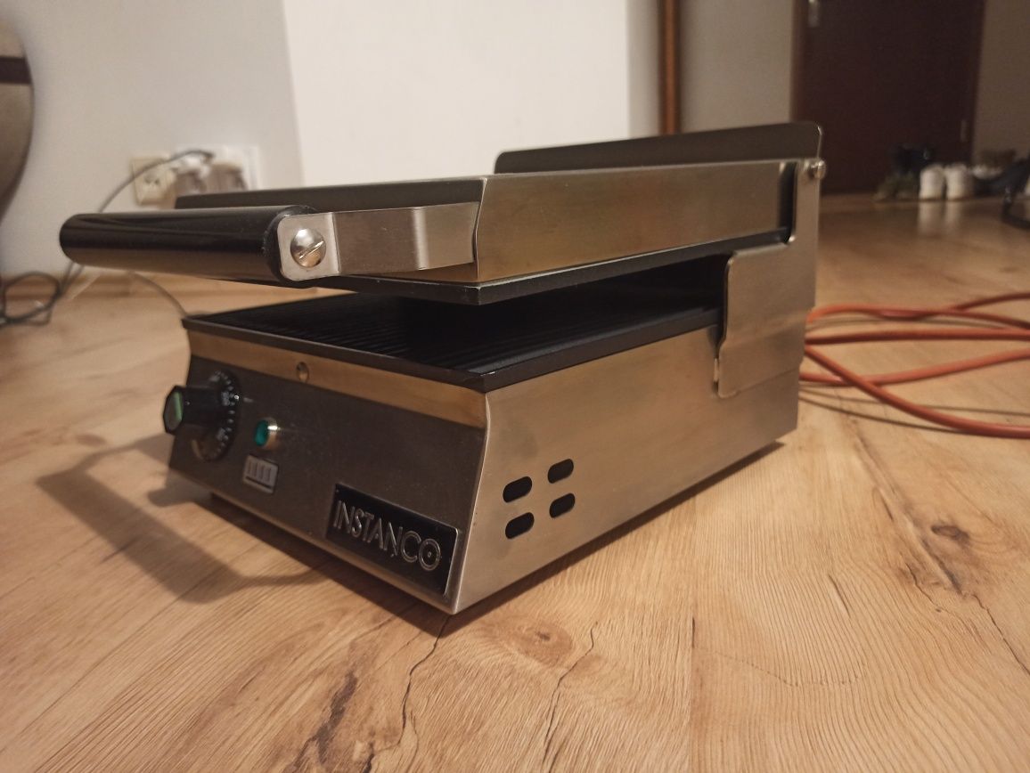 Grill Instanco nowy, nie był używany