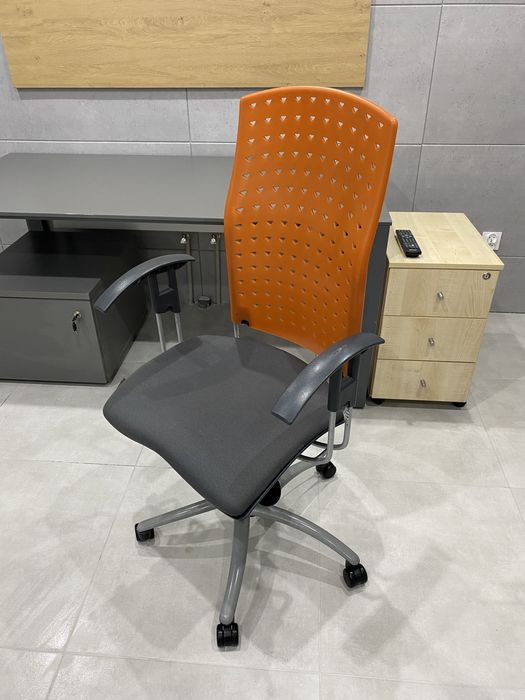 Biurko biurowe meble biurowe