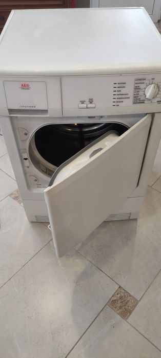 Сушильна машина AEG Electrolux