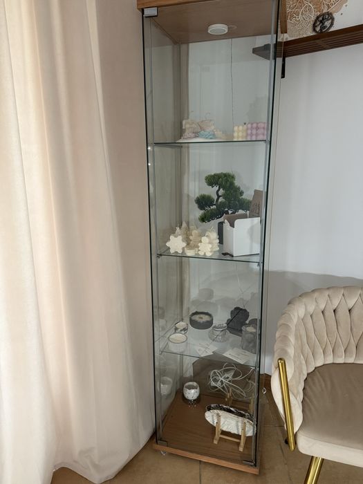 szklana gablota, witryna