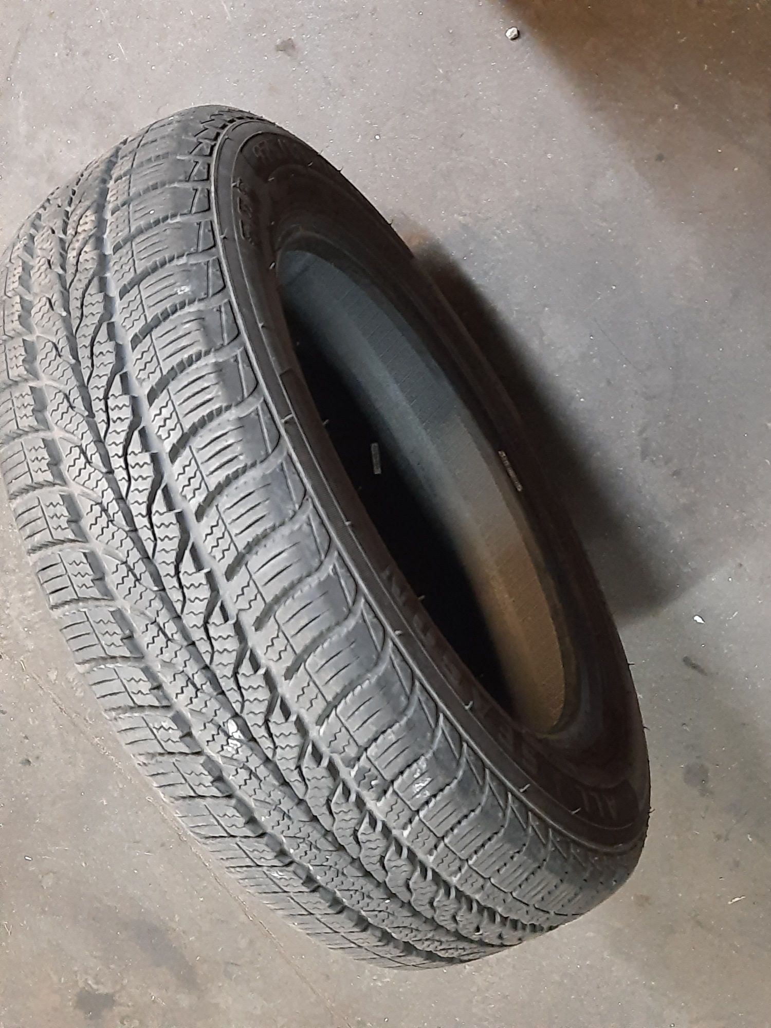 Opona 175/65R15 84T Tyfoon All Season