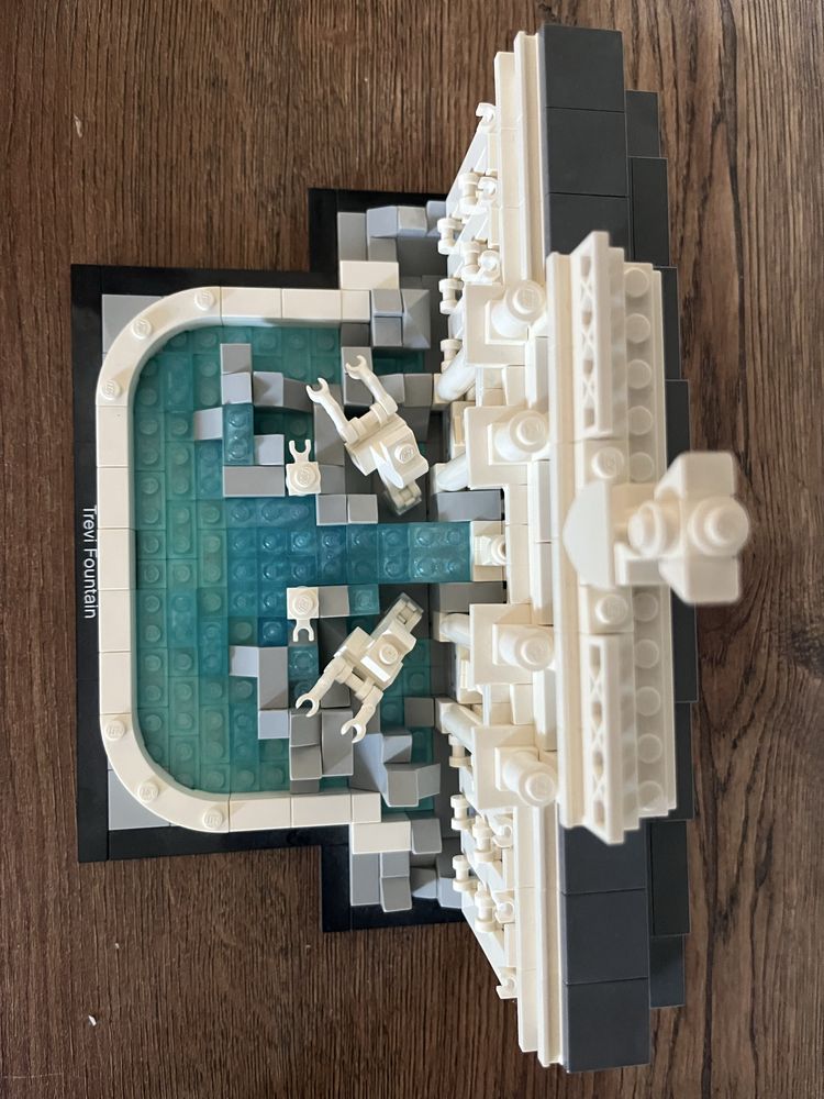 Lego architecture fontanna di trevi