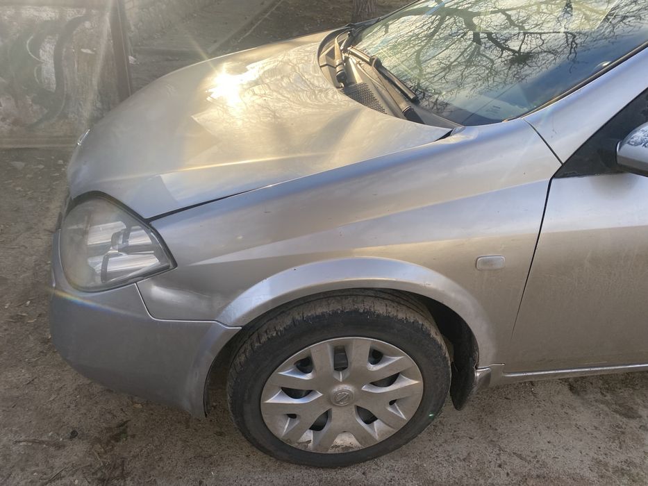 Разборка Nissan Primera p12 седан/хэтчбек 1.6/1.8/2.0 бенз