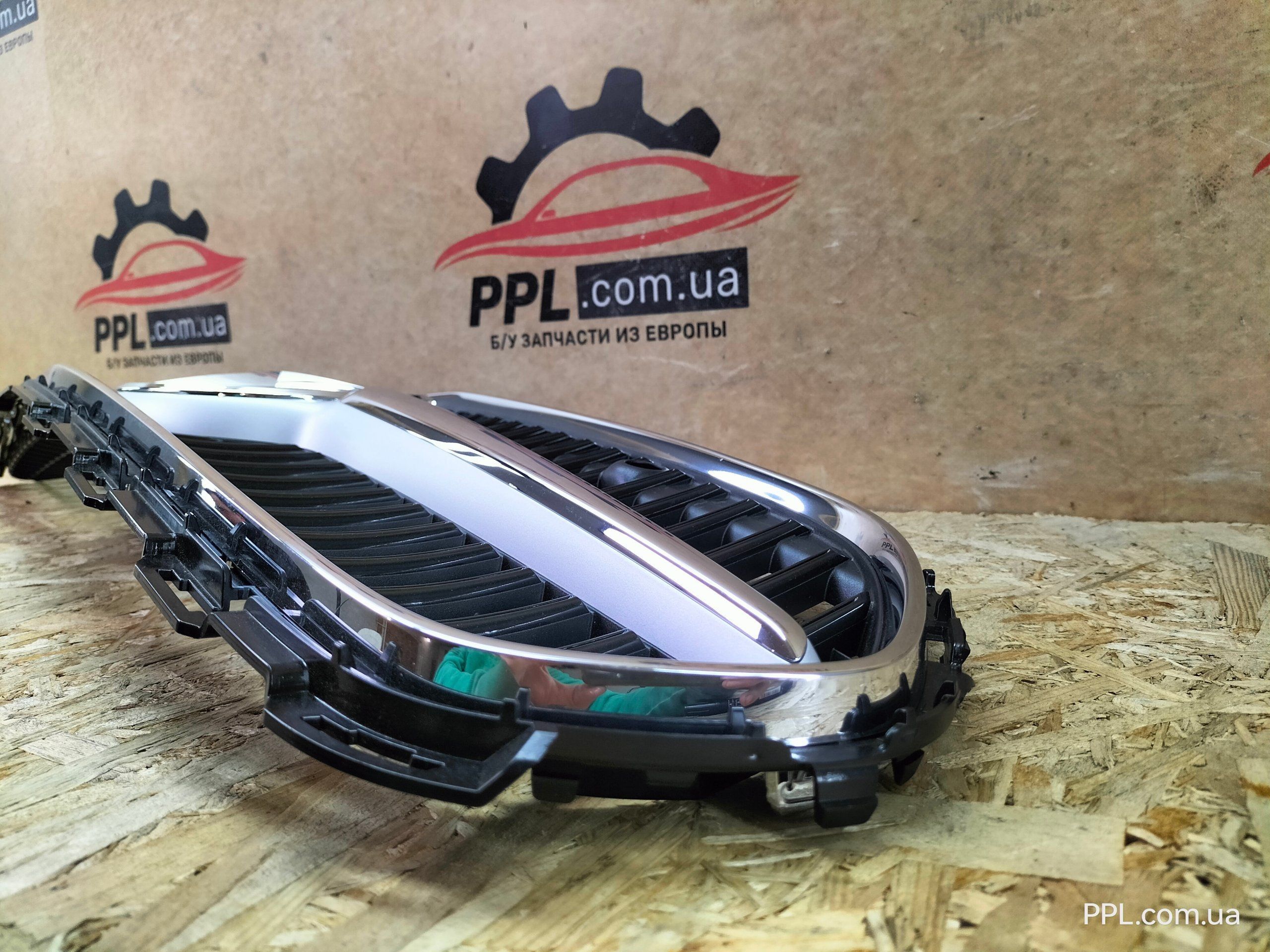 Mercedes C-Class W206 2021- хром решетка радиатора A2068883800