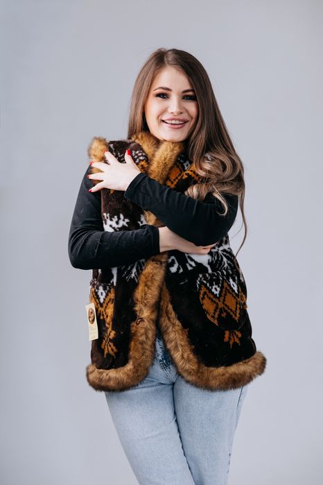 Жилетка з овчини, кожух
