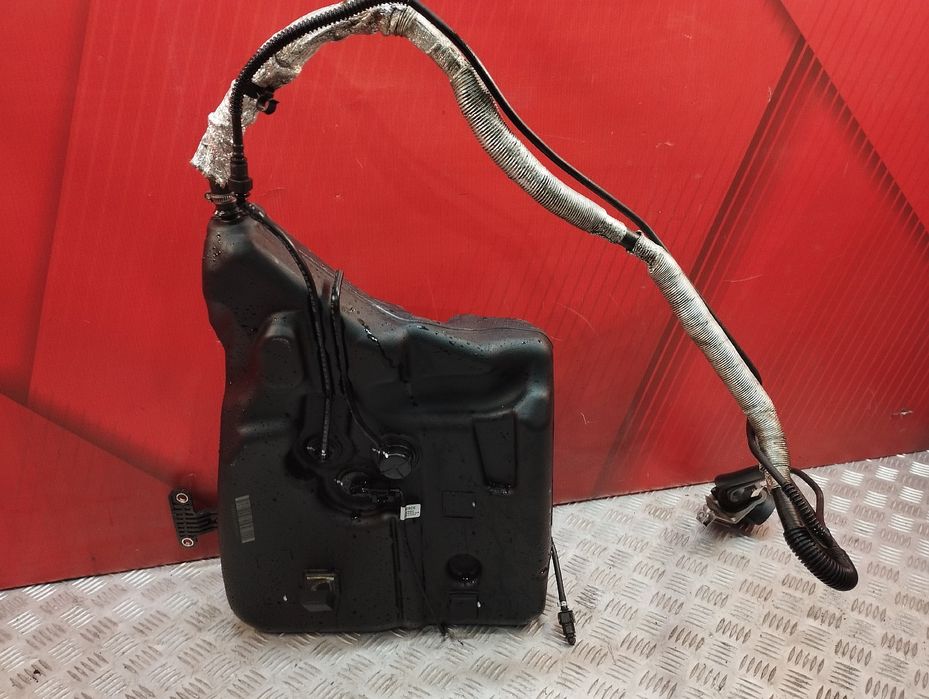 Бачок системи ADBLUE BMW X5 E70 рест Адблю БМВ Х5 Е70 Разборка бмв е70