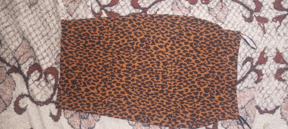 Brązowa spódnica w panterkę