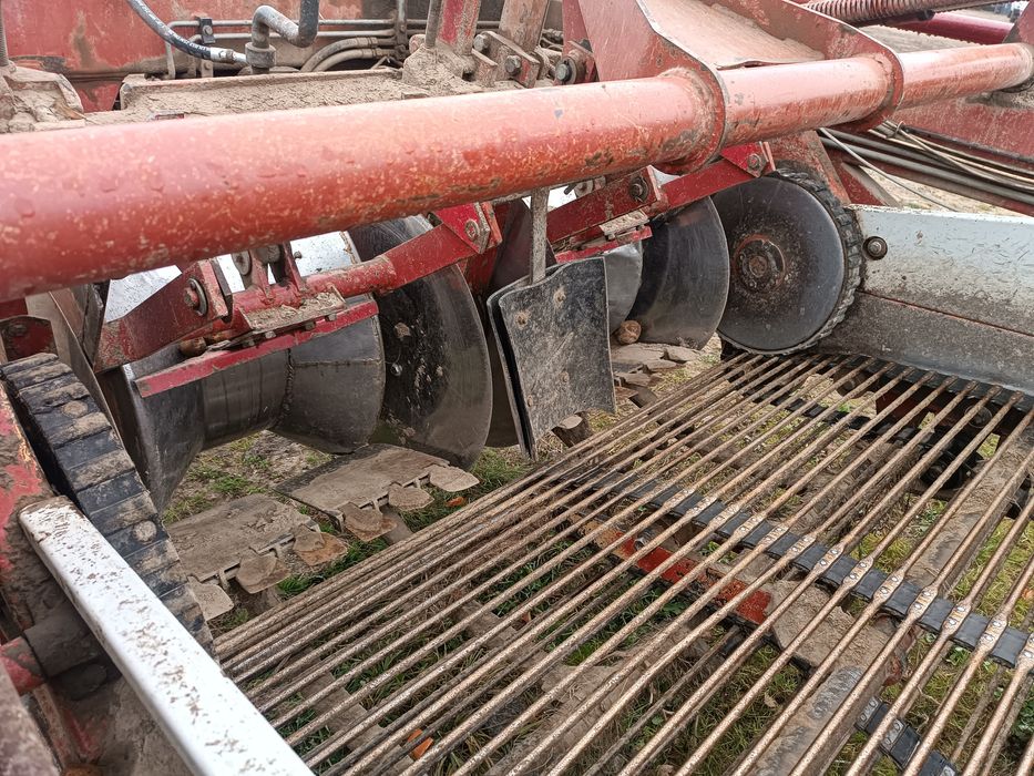 Kombajn Reekie Clean-Flow 2000 do ziemniaka buraka