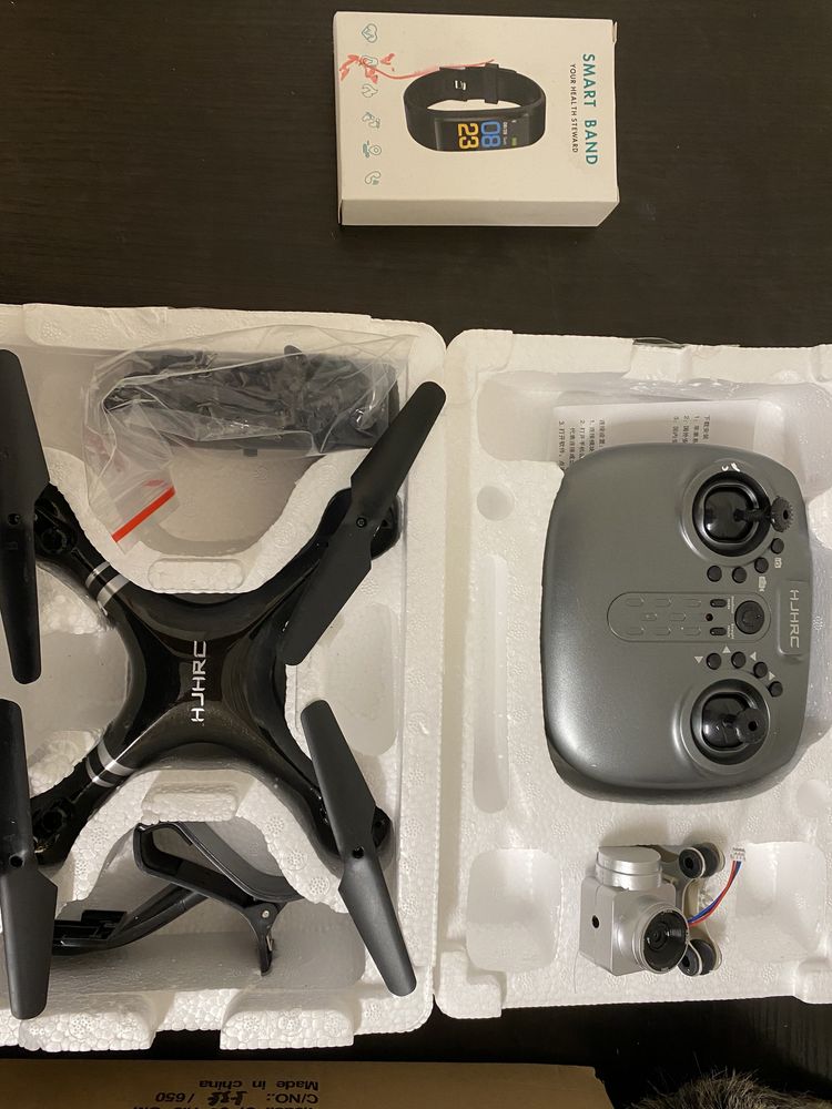 Dron zdalnie sterowany