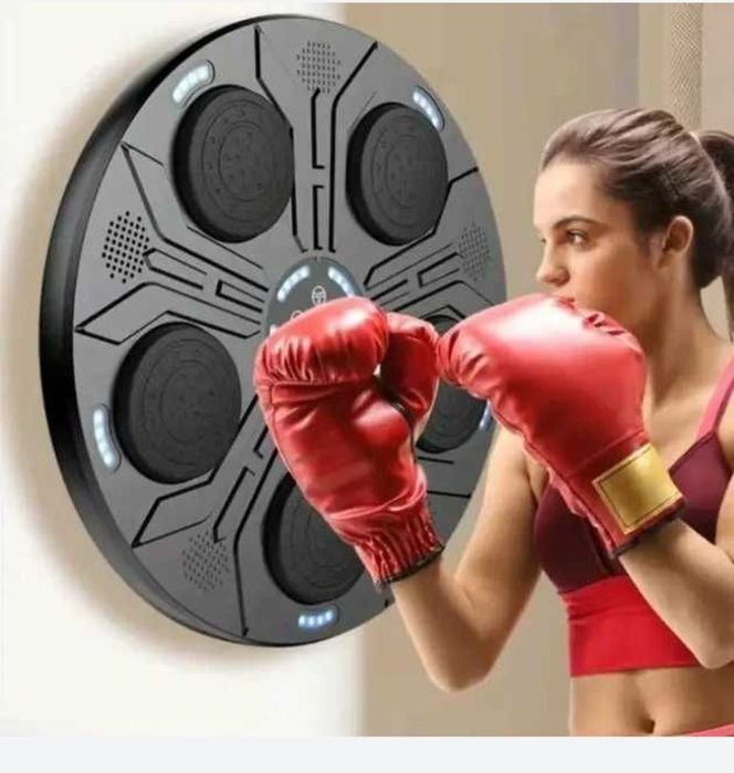 Музична боксерська груша